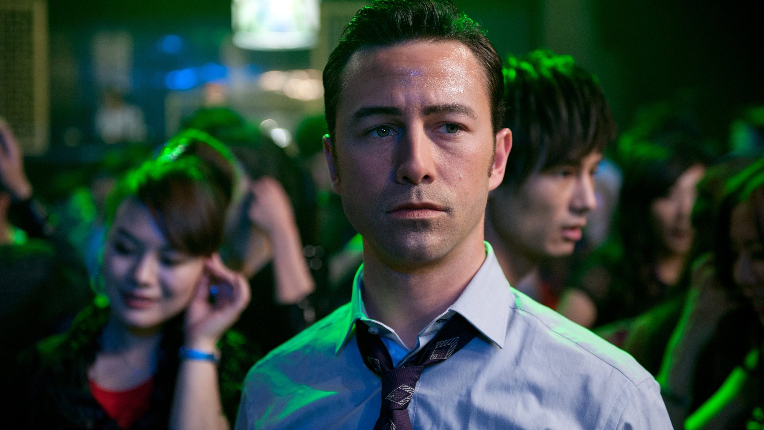 Looper, still 4