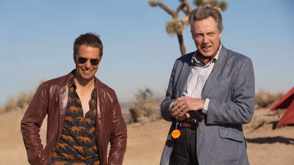 Marty (Colin Farrell) and Hans (Christopher Walken) standing together in the desert