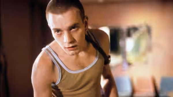 Ewan McGregor as Renton in Trainspotting (1996)