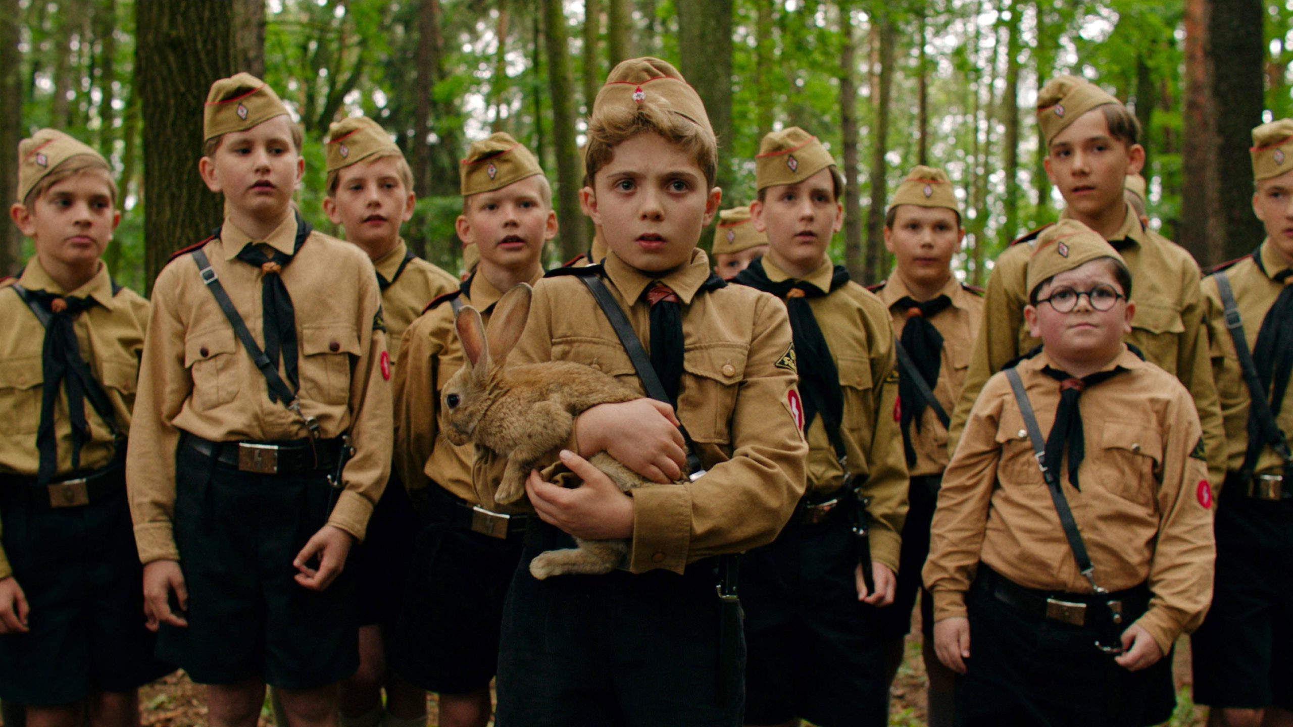 Jojo Rabbit, still 1