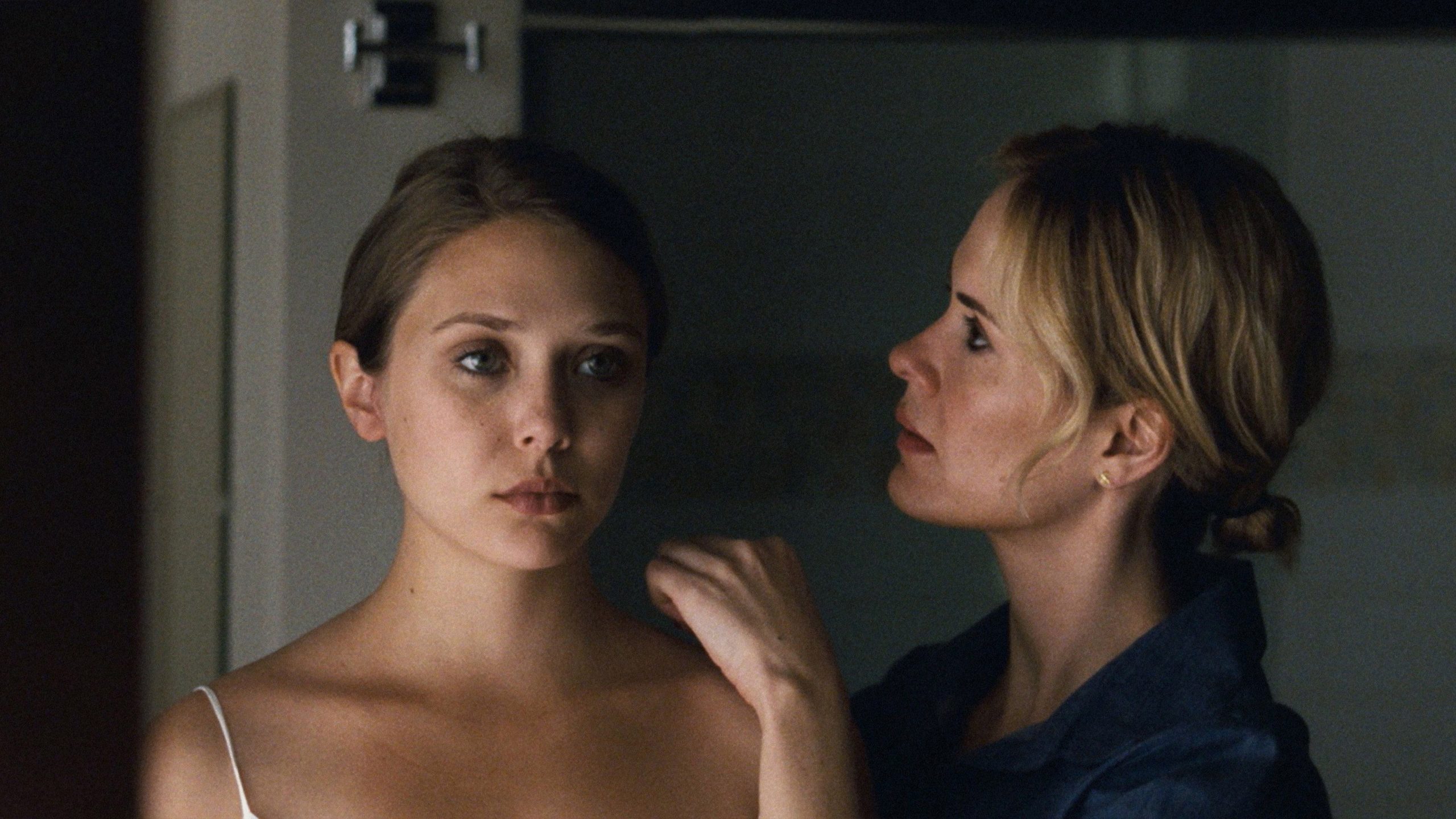 Martha Marcy May Marlene, still 4