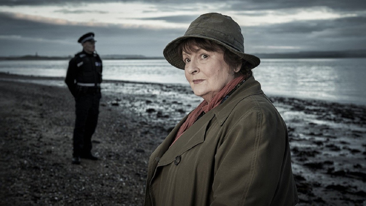 Vera, still 3
