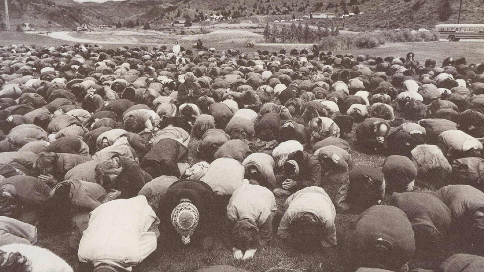 Wild Wild Country, still 1