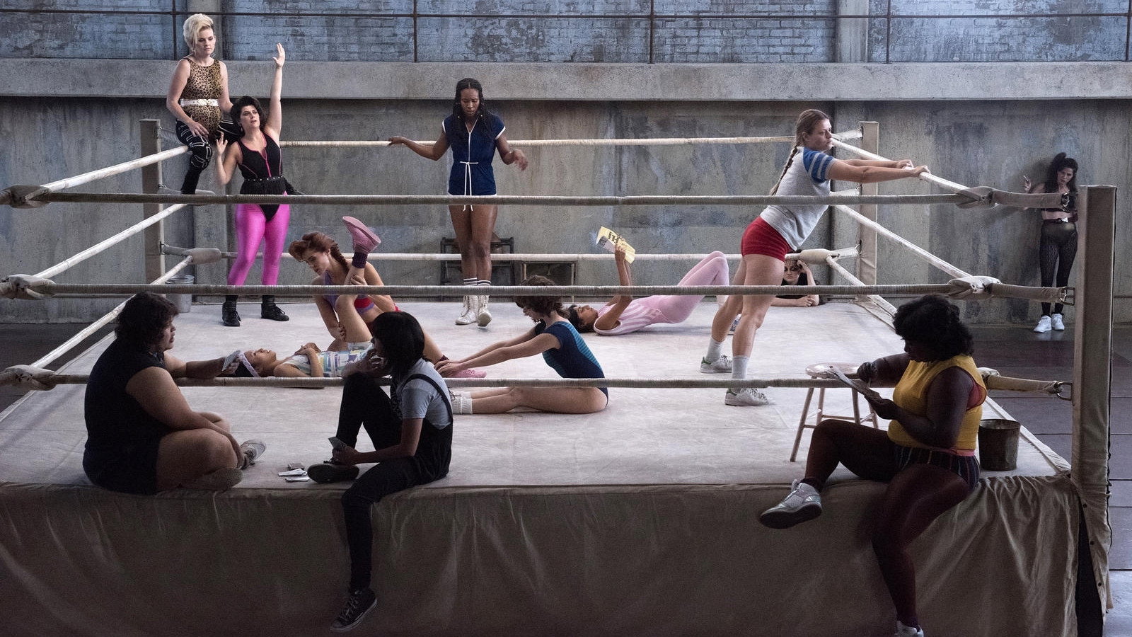 GLOW, still 3