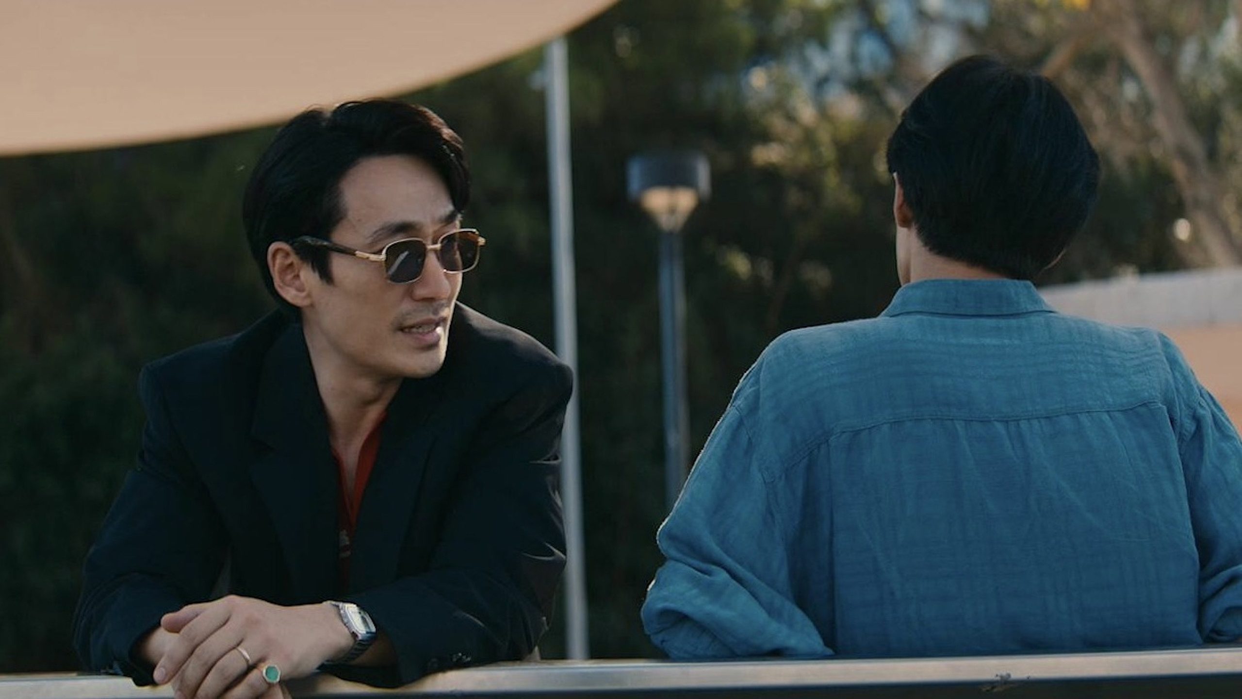 V, still 3