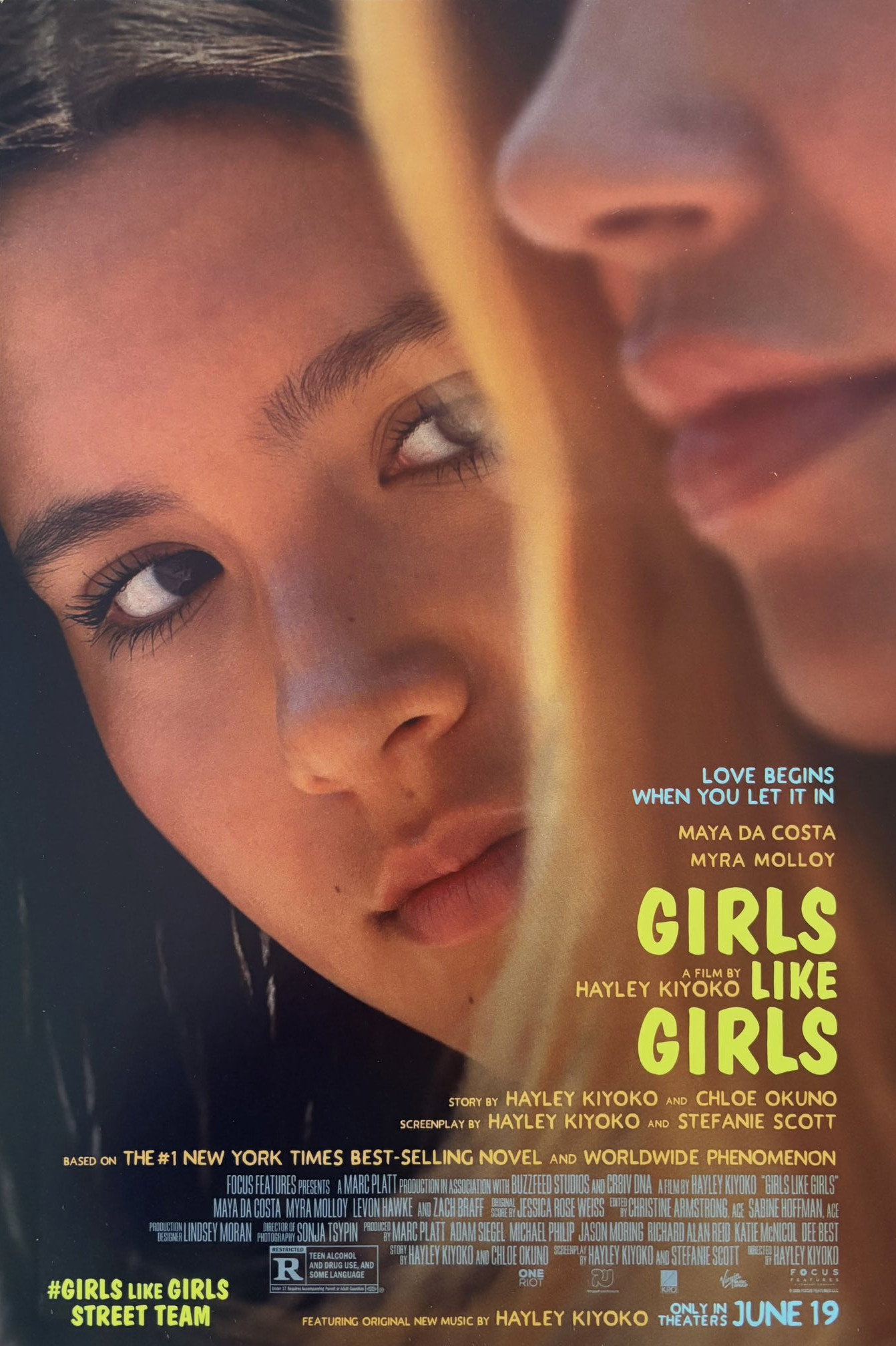 Girls Like Girls poster 3