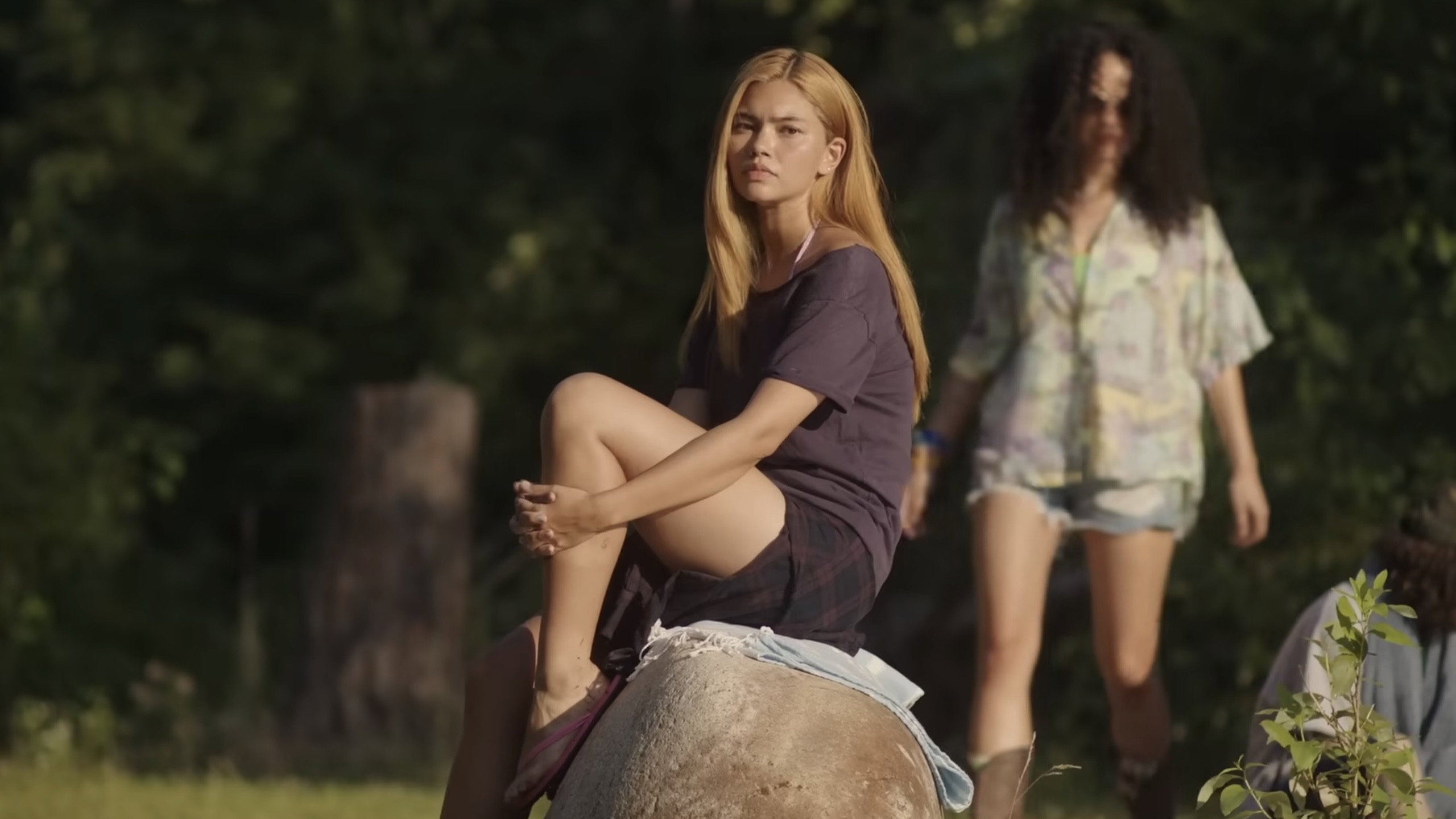 Girls Like Girls, still 5