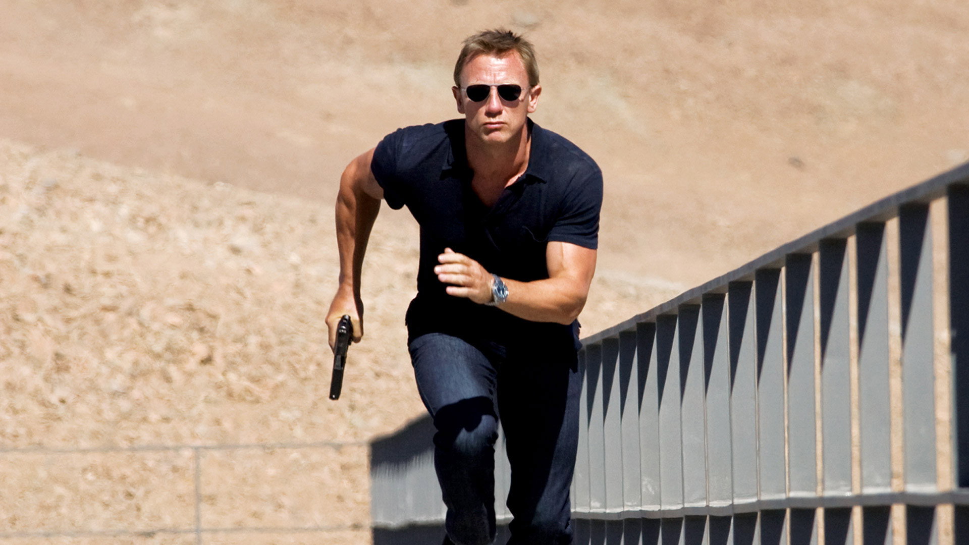 Quantum of Solace, still 3