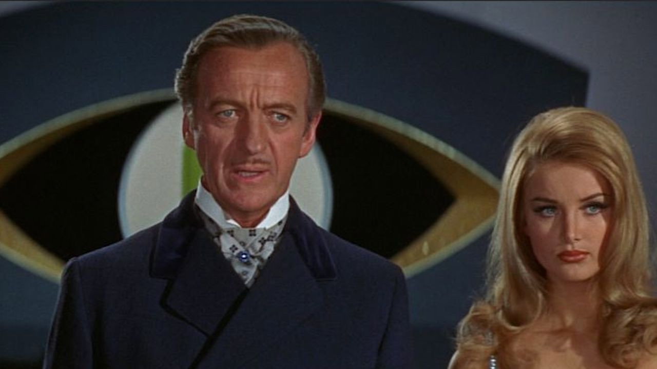 Casino Royale, still 3