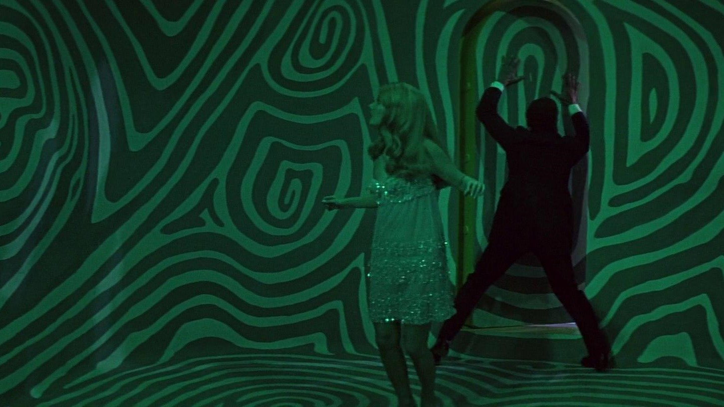 Casino Royale, still 5