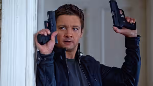 The Bourne Legacy, still 3