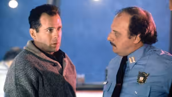 Die Hard 2, still 1