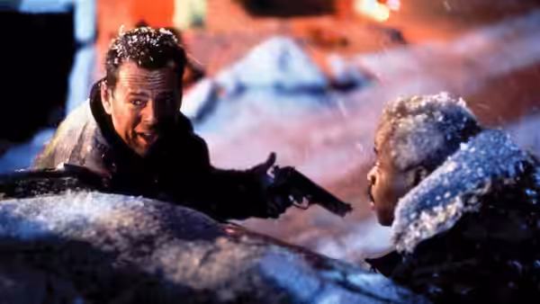Die Hard 2, still 3