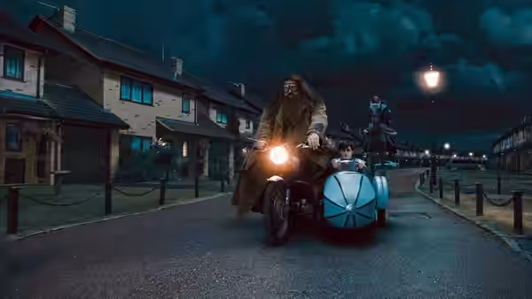 Harry Potter and the Deathly Hallows: Part 1, still 1