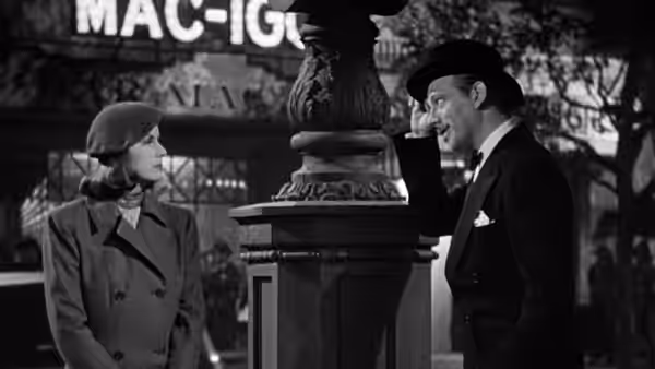 Ninotchka, still 6
