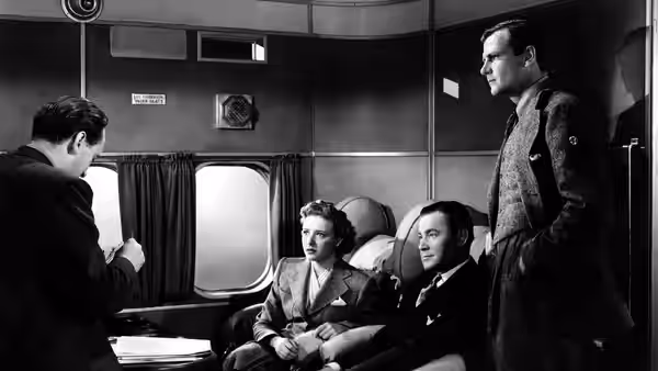 Foreign Correspondent, still 6