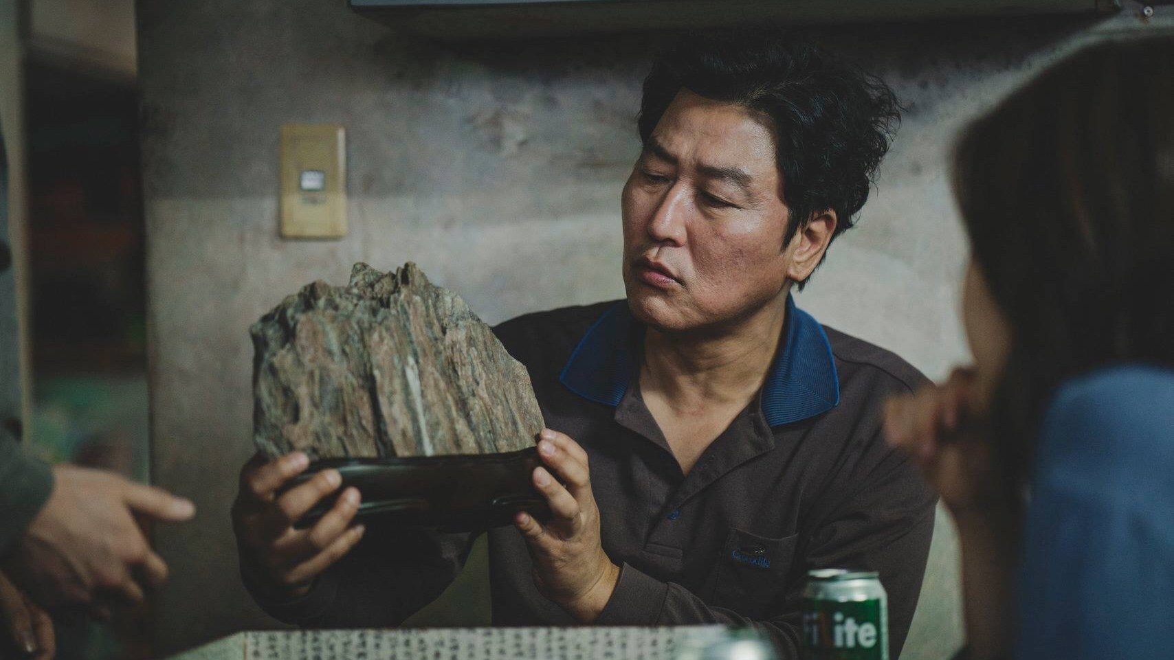 Parasite, still 2