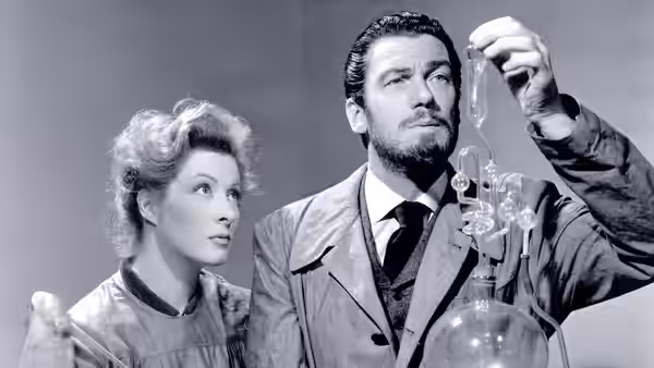 Madame Curie, still 4