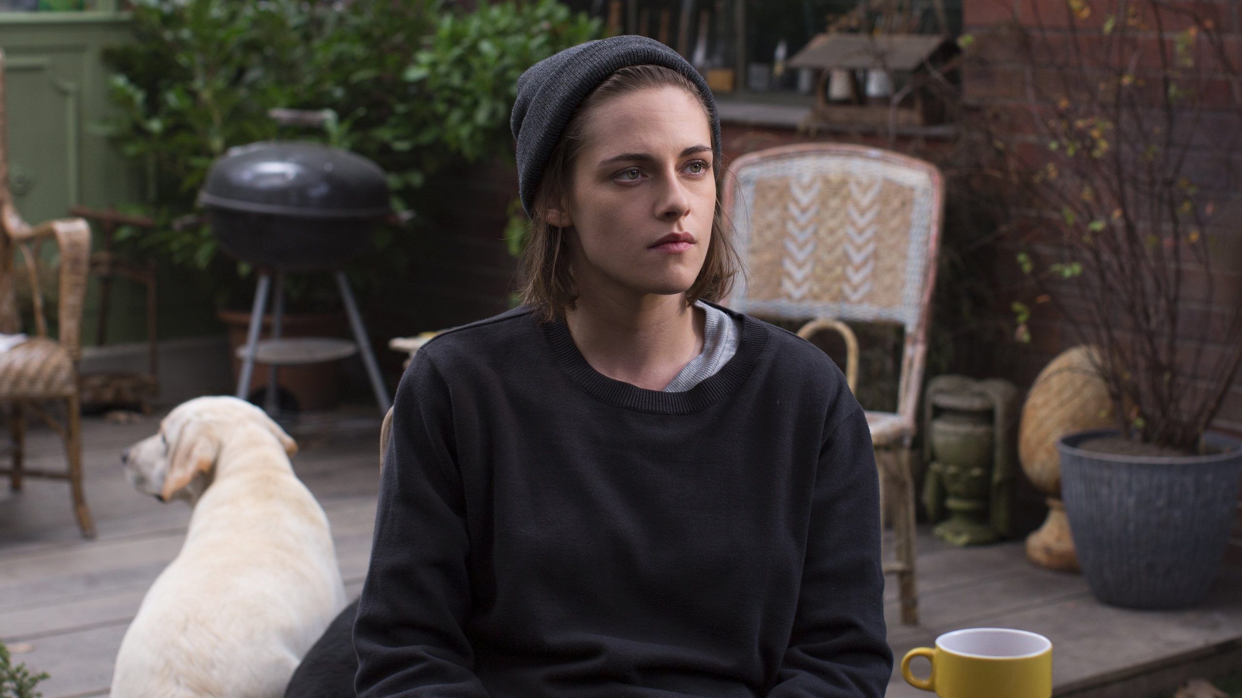 Personal Shopper, still 3