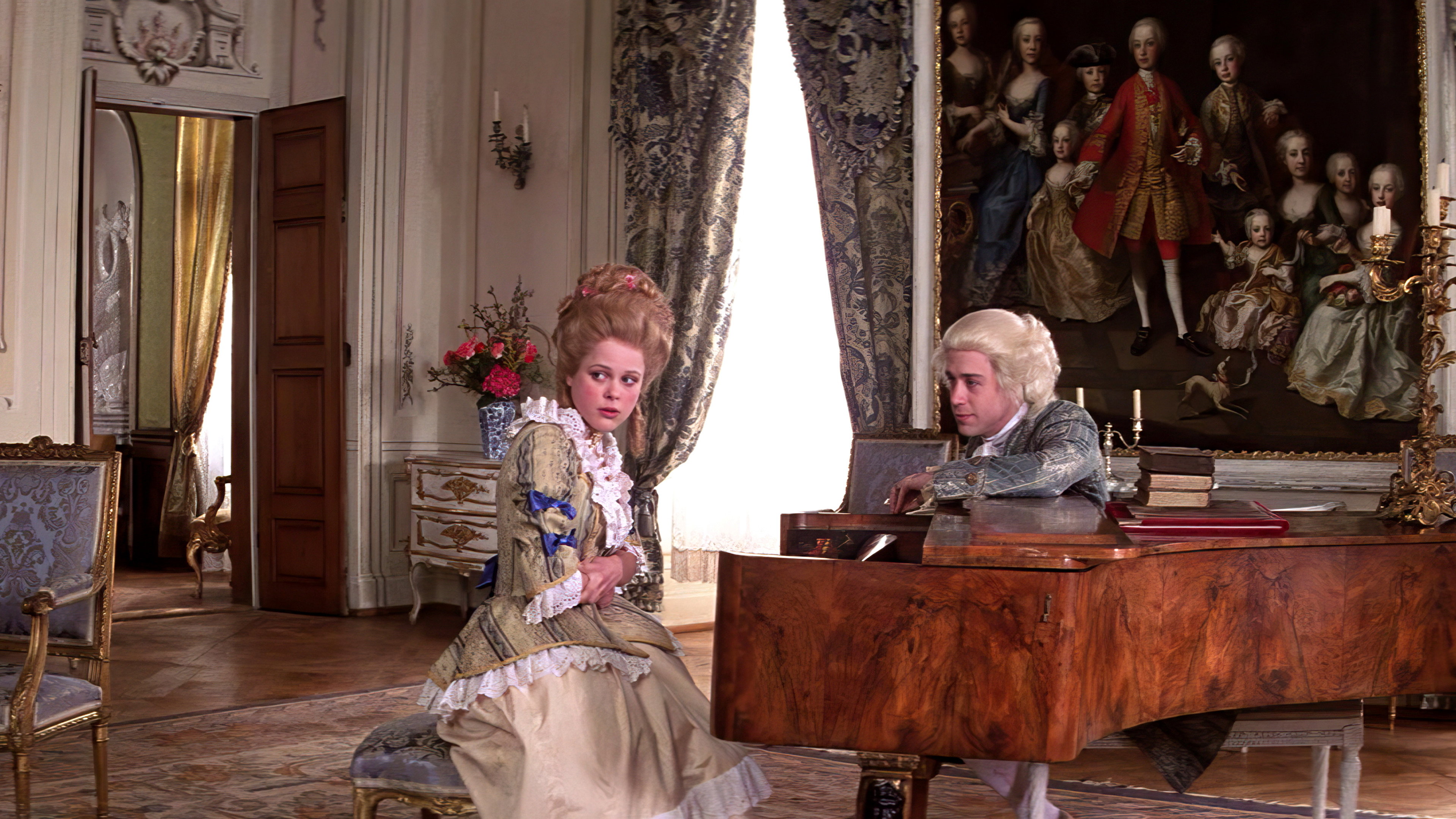 Amadeus, still 5