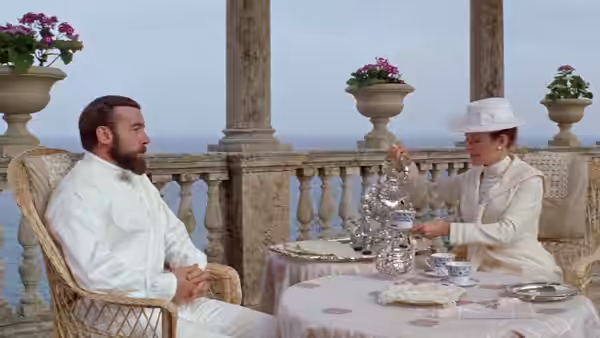 Nicholas and Alexandra, still 3