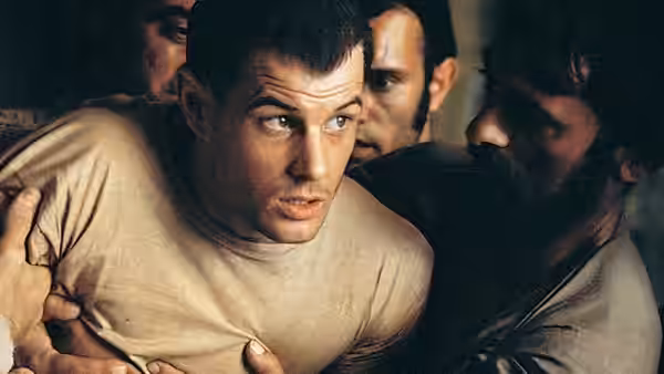 Midnight Express, still 2