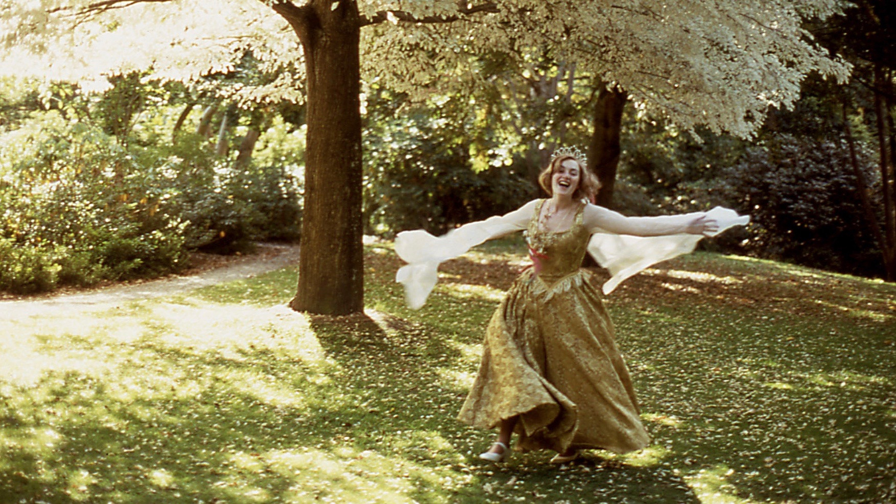 Heavenly Creatures, still 2