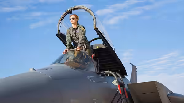 Captain Marvel, still 2