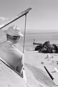 Monsieur Hulot's Holiday poster 4