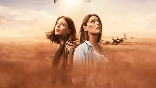 DCI Amy Silva (Suranne Jones) and DS Kirsten Longacre (Rose Leslie) stand in a desert
