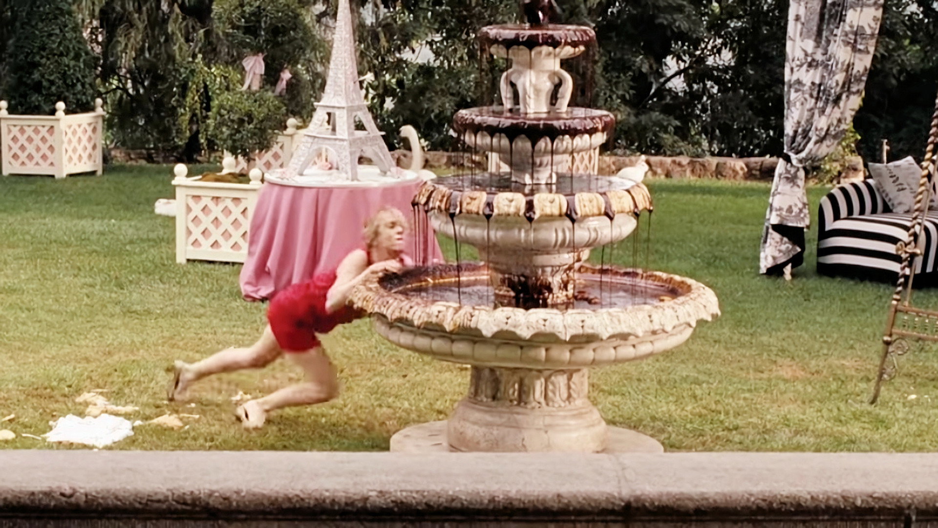 Bridesmaids, still 1