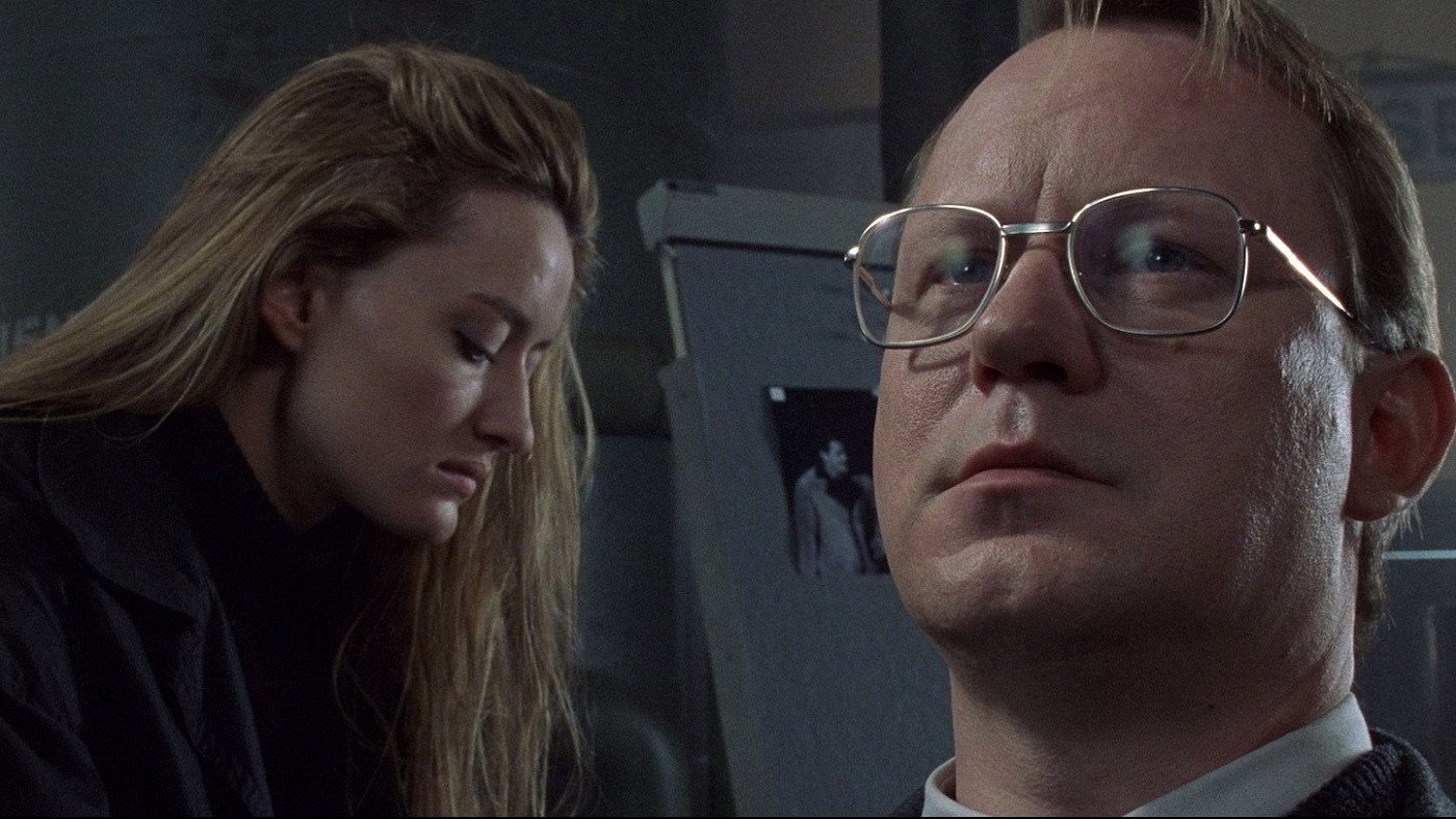 Ronin, still 3