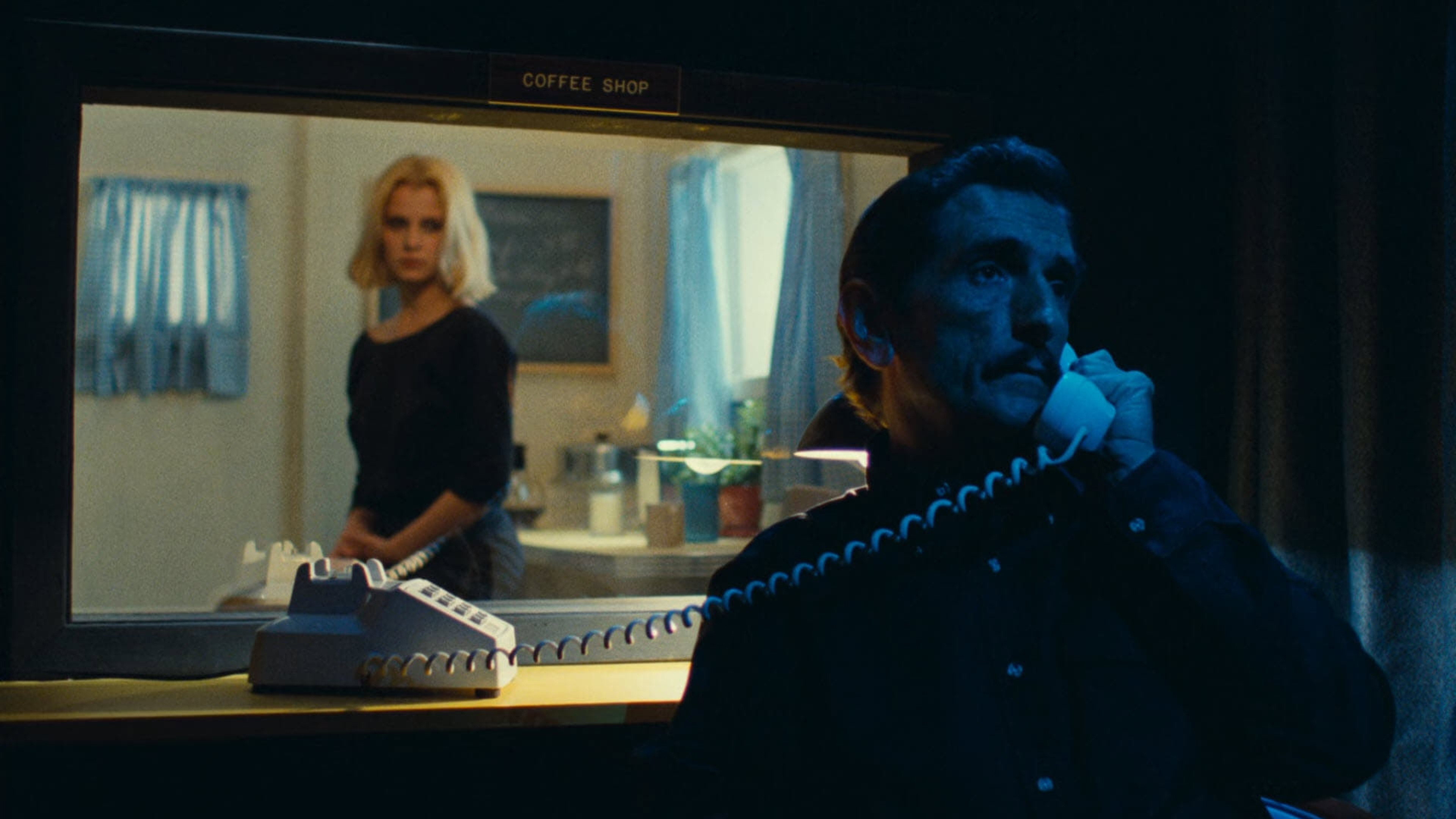 Paris, Texas, still 2