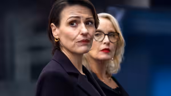 Abigail Dalton (Suranne Jones) and Vivienne Toussaint (Julie Delpy) standing outdoors together