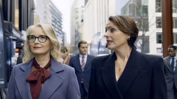 Vivienne Toussaint (Julie Delpy) and Abigail Dalton (Suranne Jones) walking on a city street