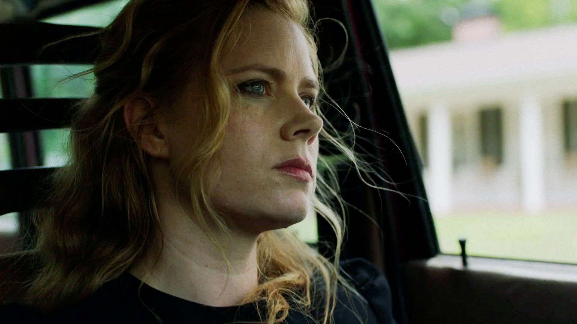 Sharp Objects, still 2