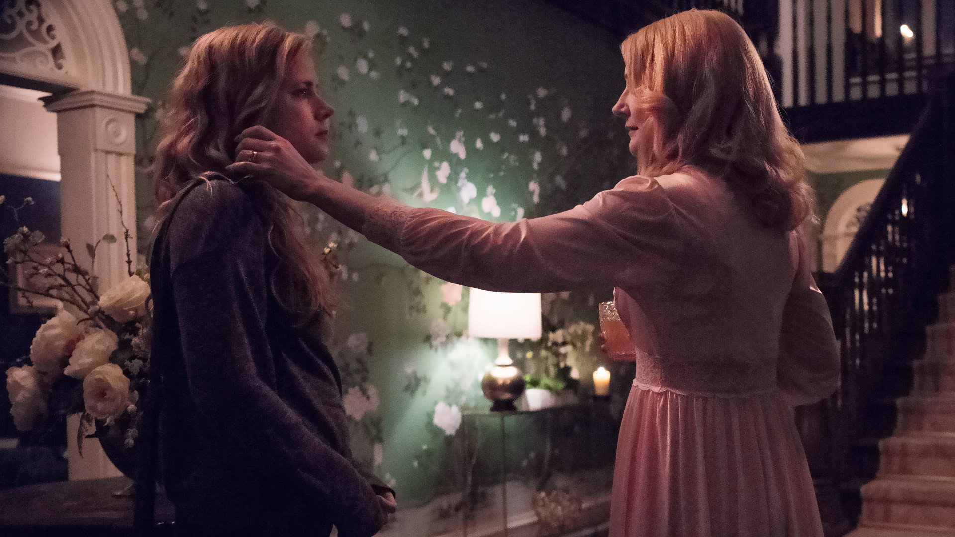 Sharp Objects, still 4