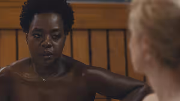 Viola Davis as Veronica Rawlings speaking while topless indoors