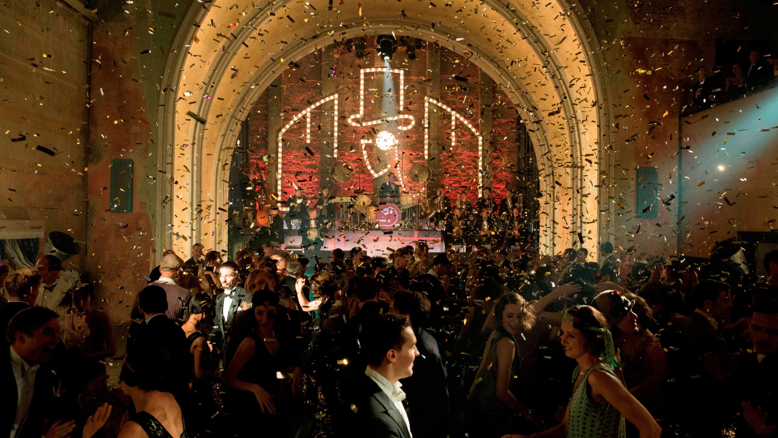 Babylon Berlin, still 2