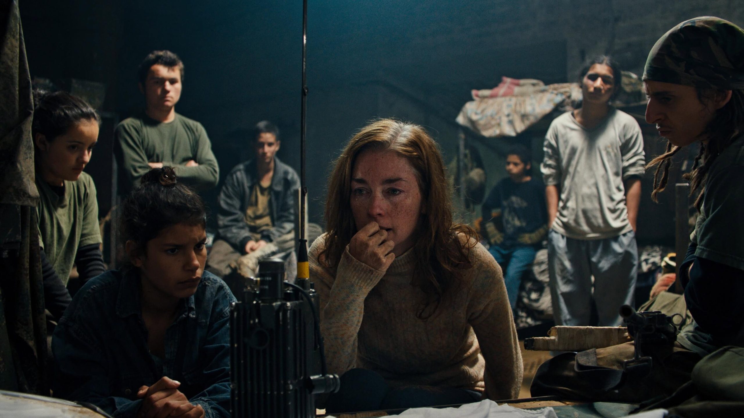 Monos, still 3