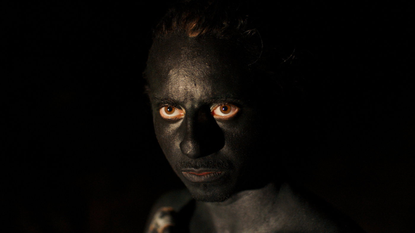 Monos, still 4