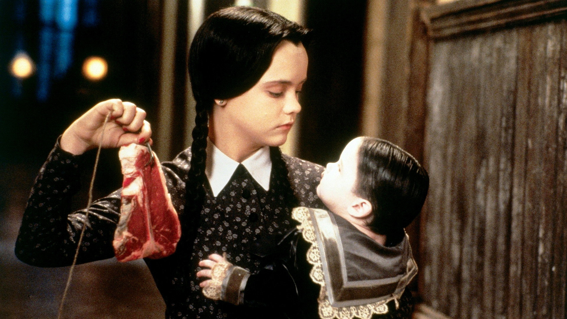 Addams Family Values, still 2