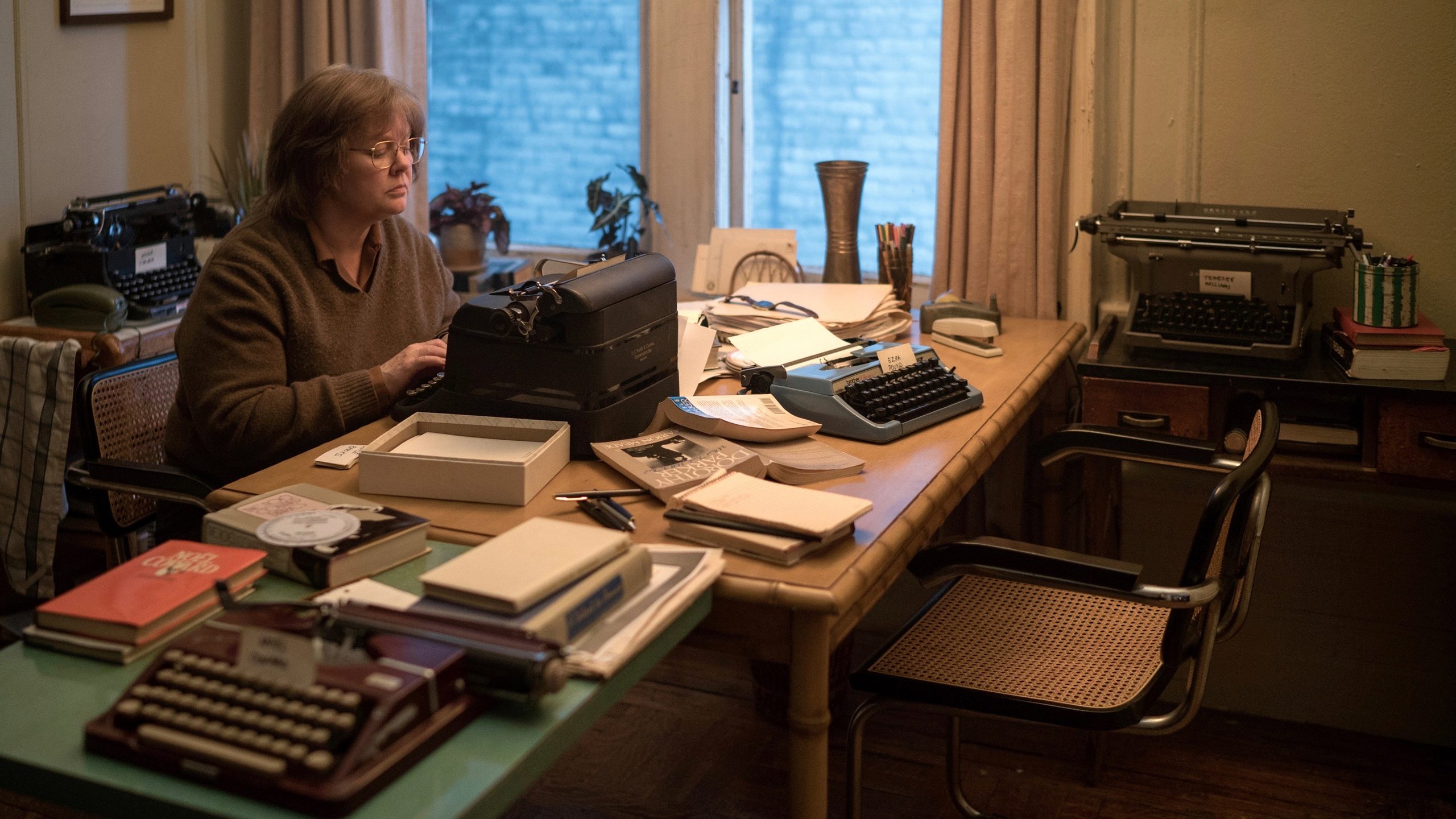 Can You Ever Forgive Me?, still 4