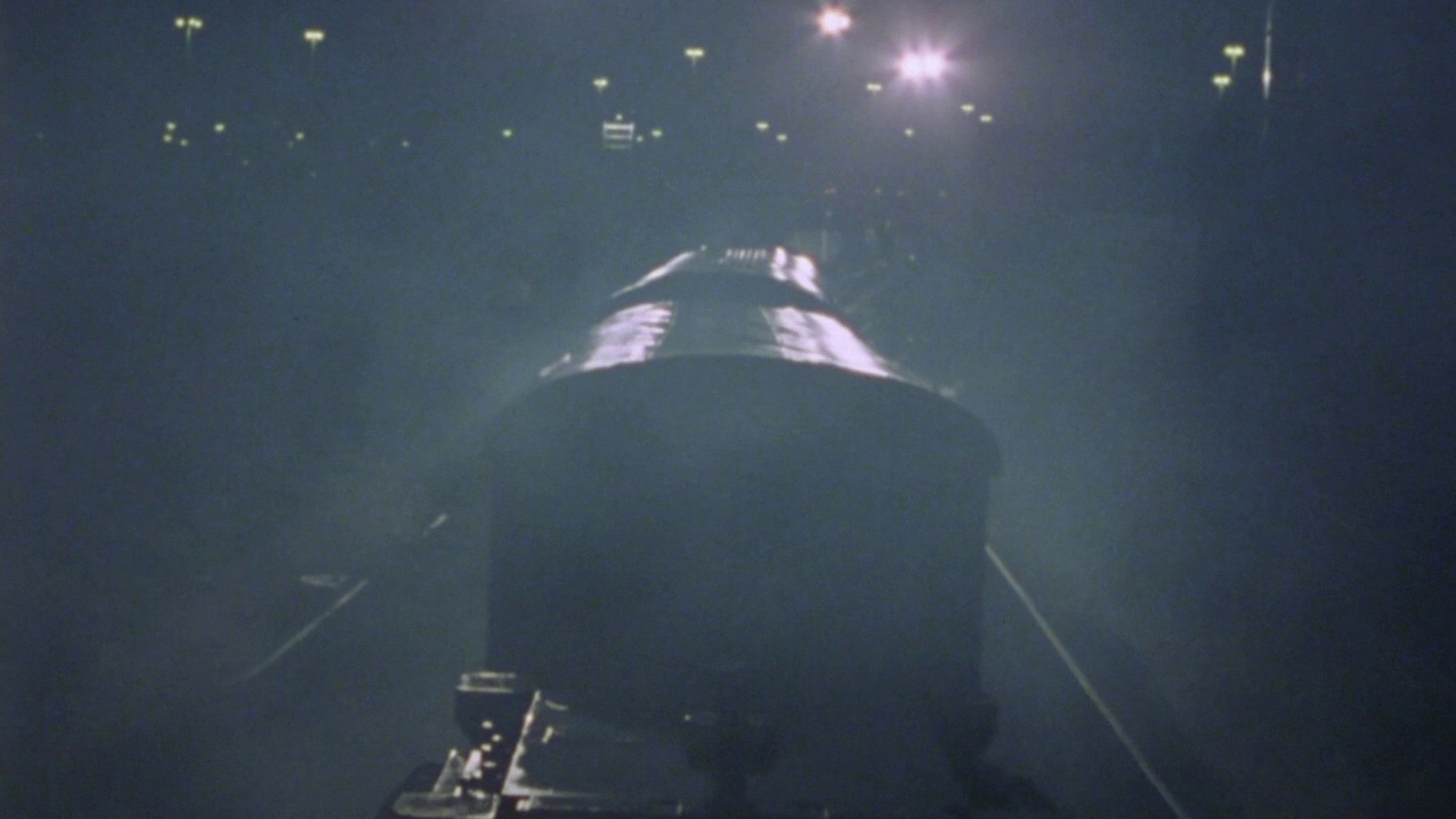 Edge of Darkness, still 4