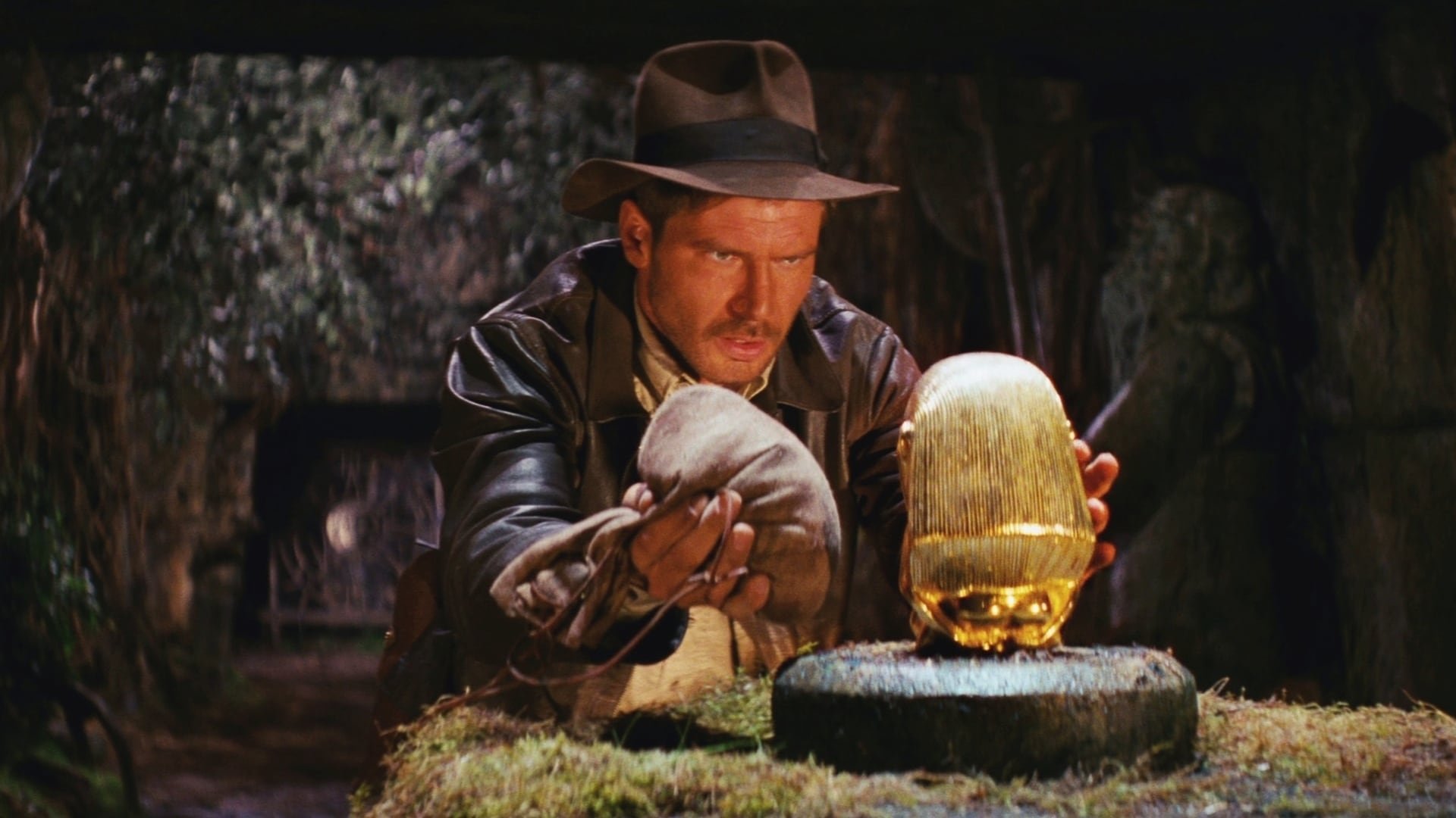 Raiders of the Lost Ark, still 2