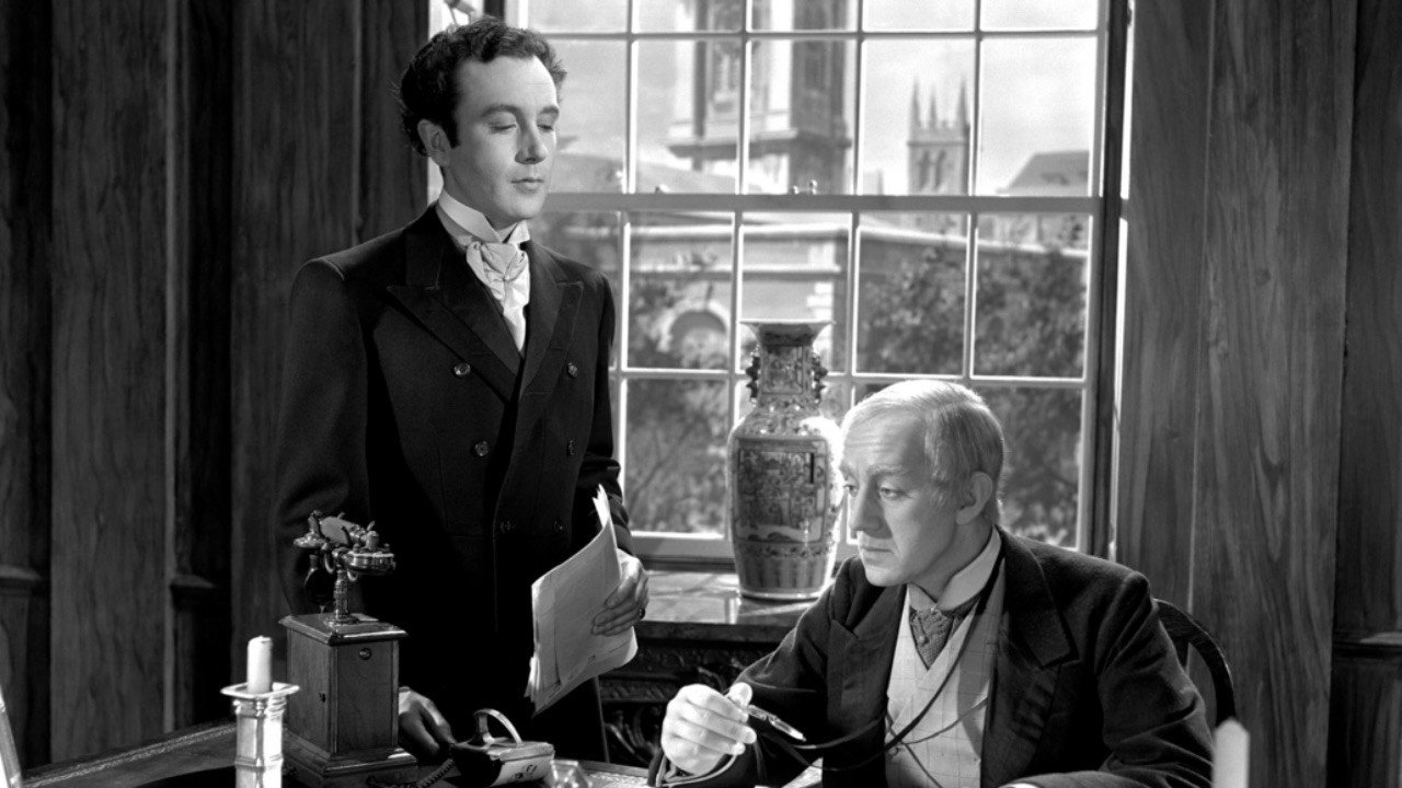 Kind Hearts and Coronets, still 5