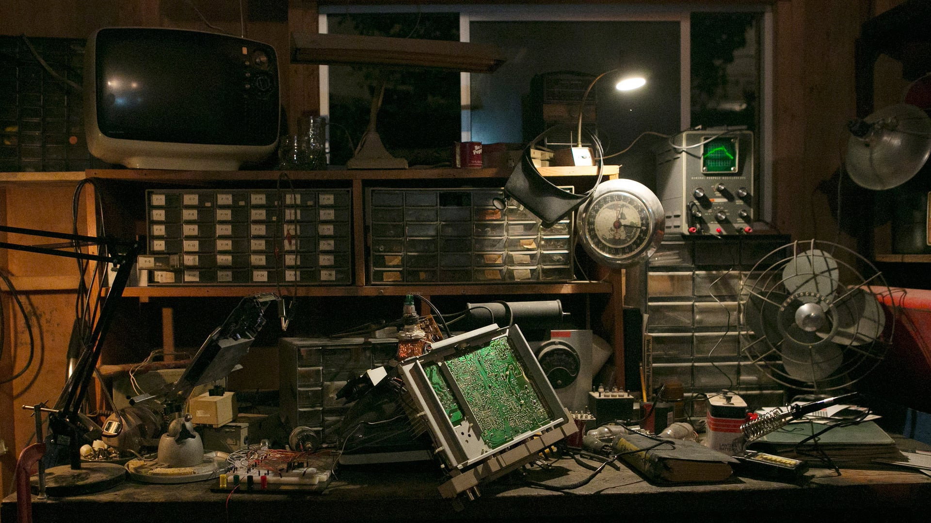Halt and Catch Fire, still 3