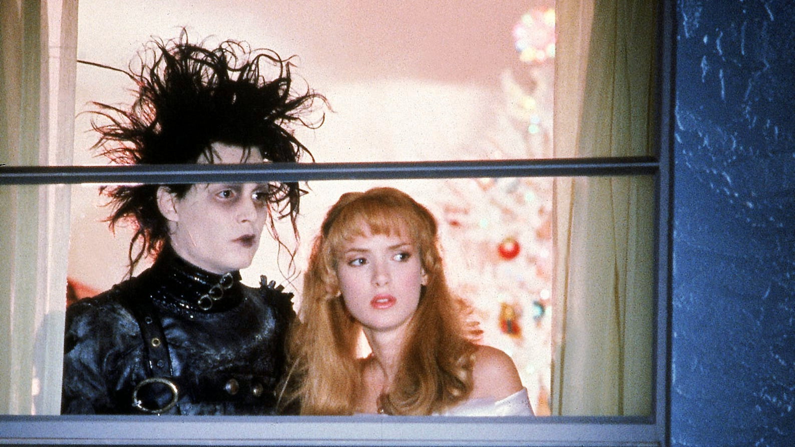 Edward Scissorhands, still 2
