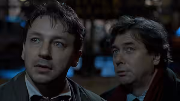 Karol Karol (Zbigniew Zamachowski) and Mikołaj (Janusz Gajos) side by side