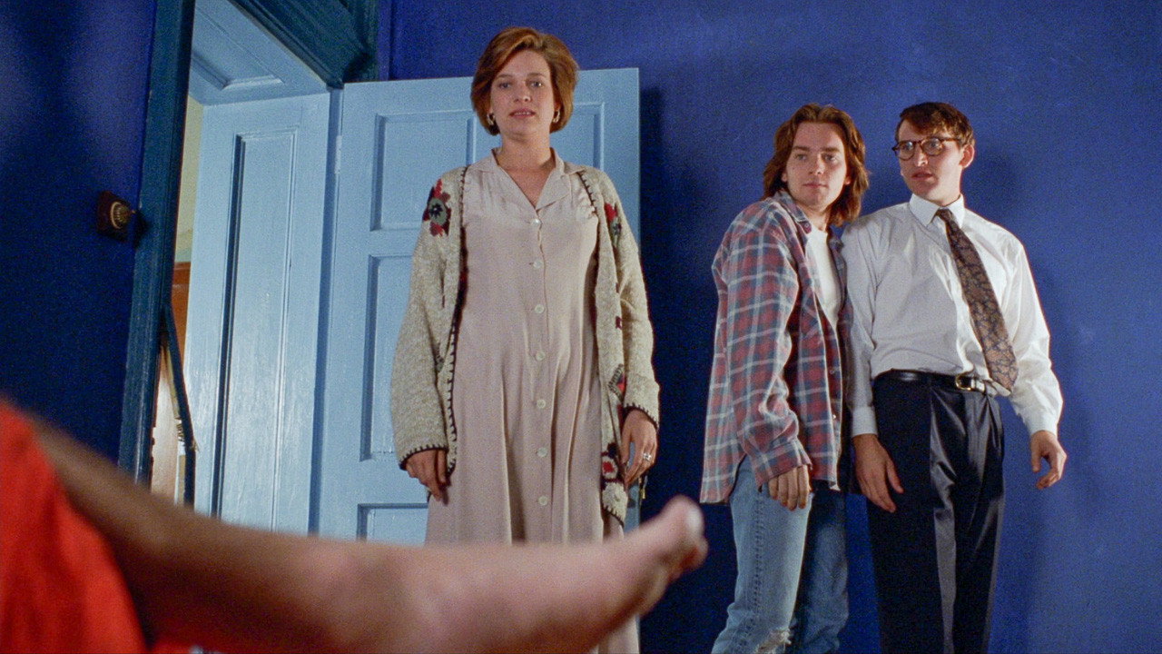 Shallow Grave, still 5